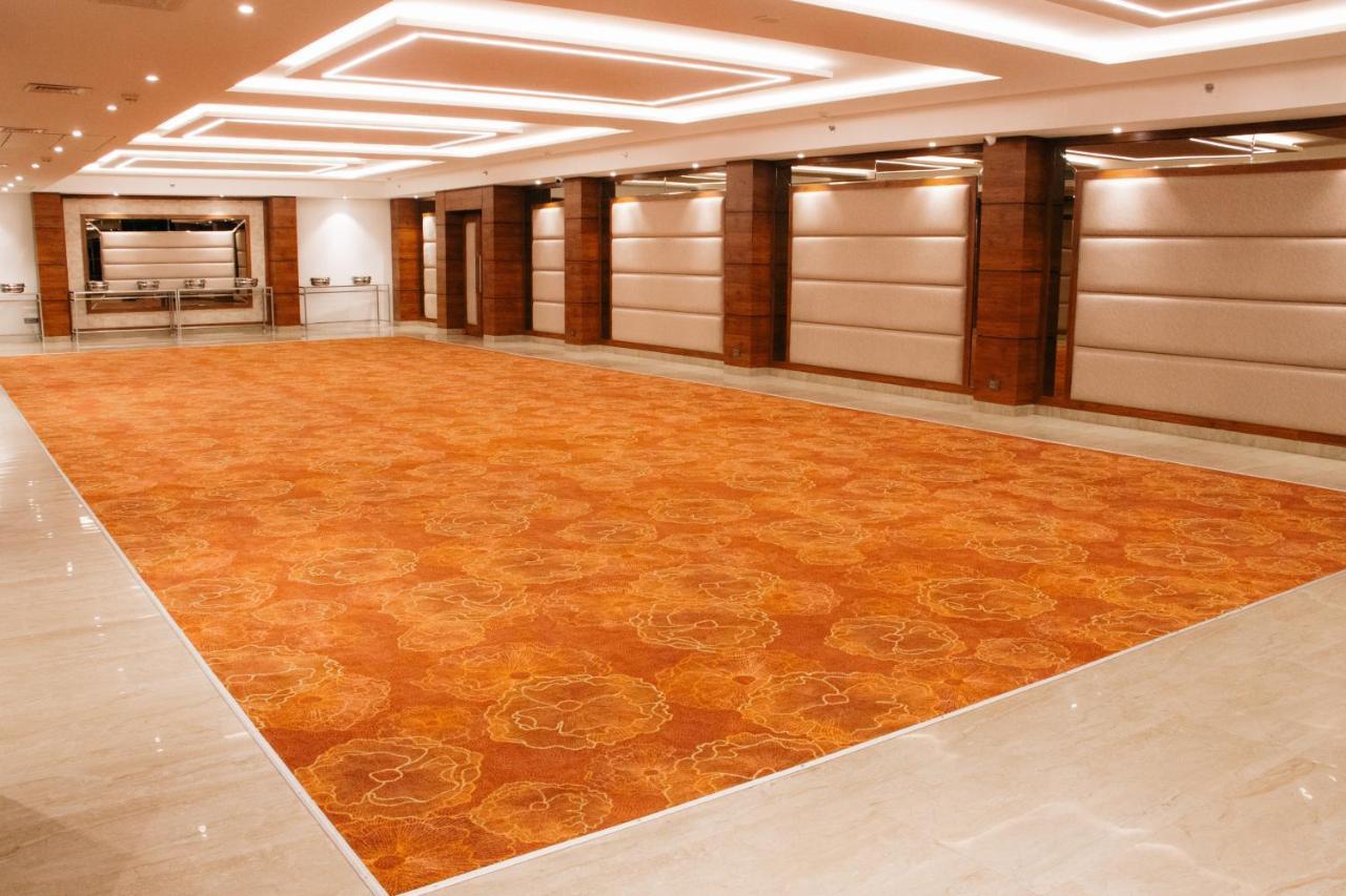 Playotel Premier Vijay Nagar Indore Eksteriør bilde
