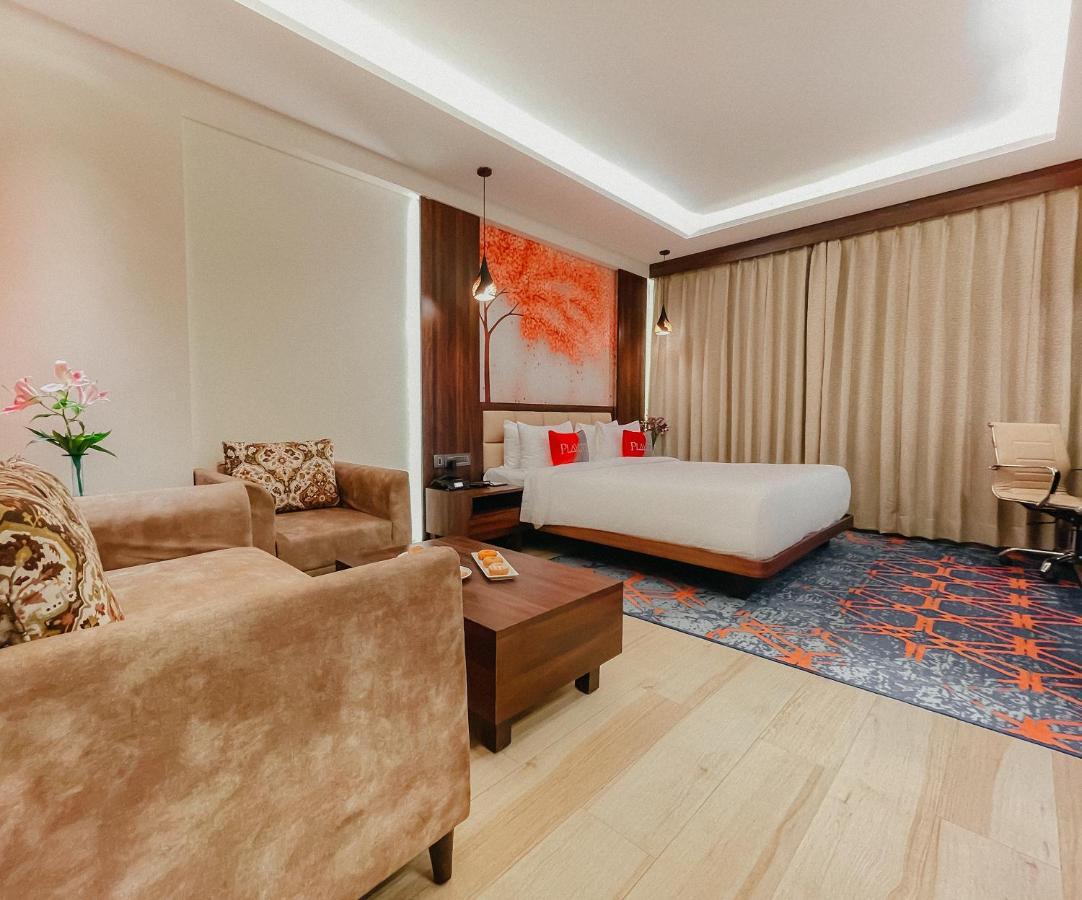 Playotel Premier Vijay Nagar Indore Eksteriør bilde